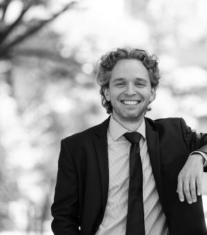 Adam Sharp photo